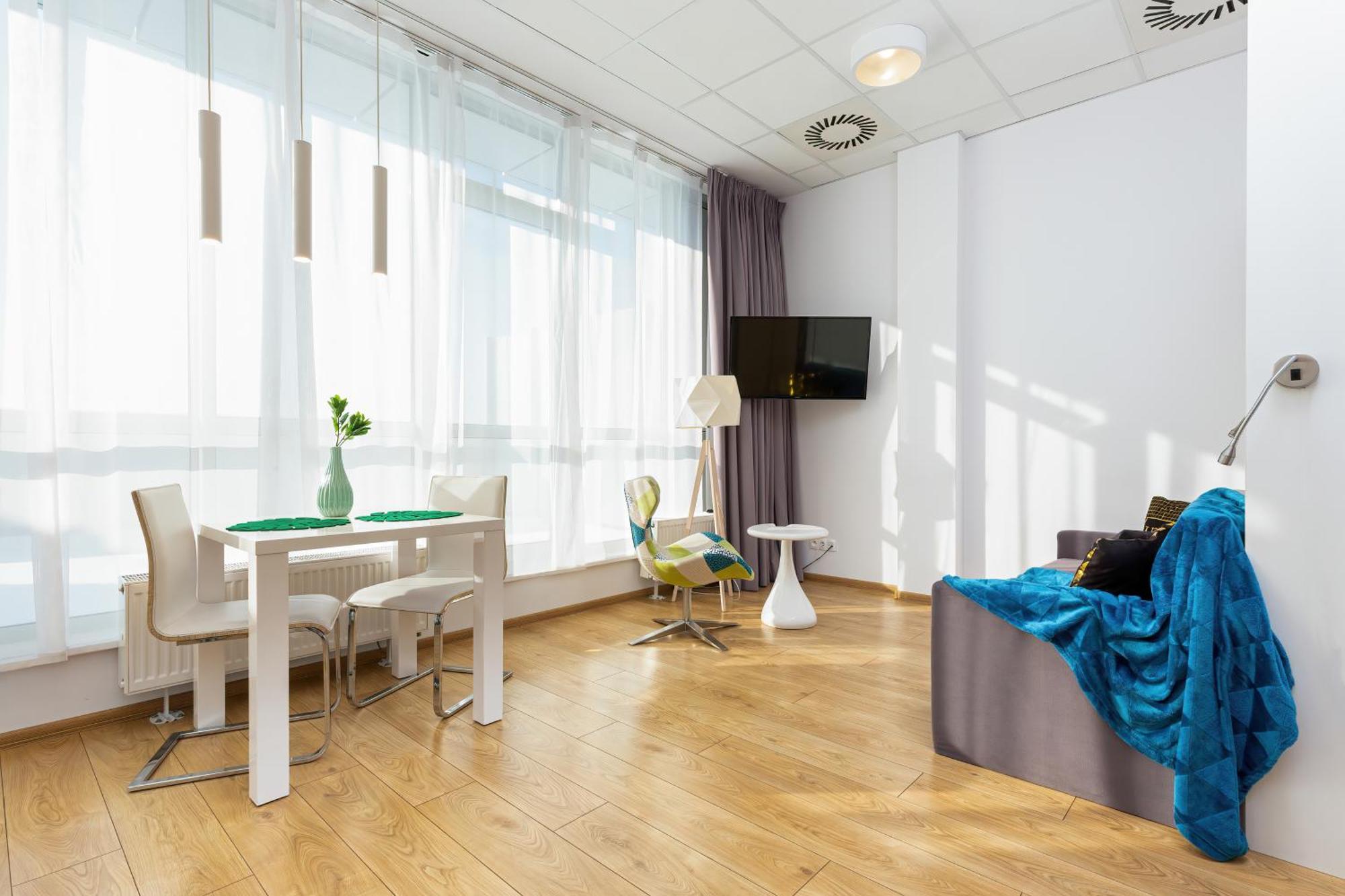 Varsovia Apartments Warsaw By Noclegi Renters Kültér fotó